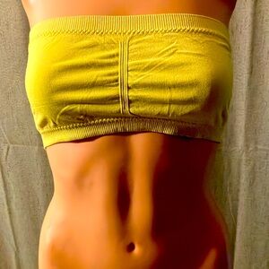 Neon Yellow Halter
Size M
